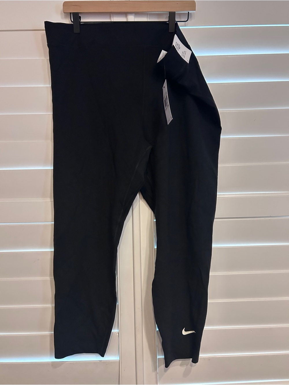 Nike Tight Fit High Rise 7/8 Legging Black Size 1X